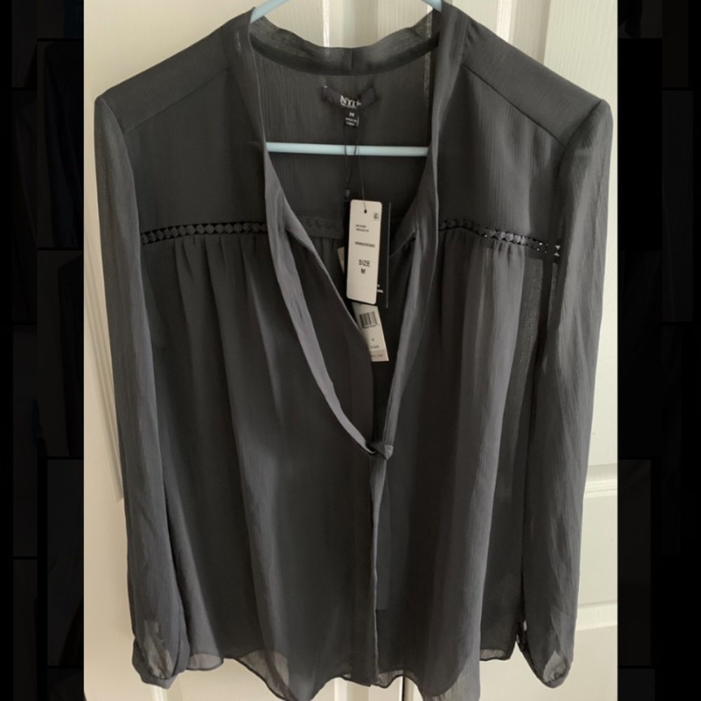 NYDJ blouse, size M.